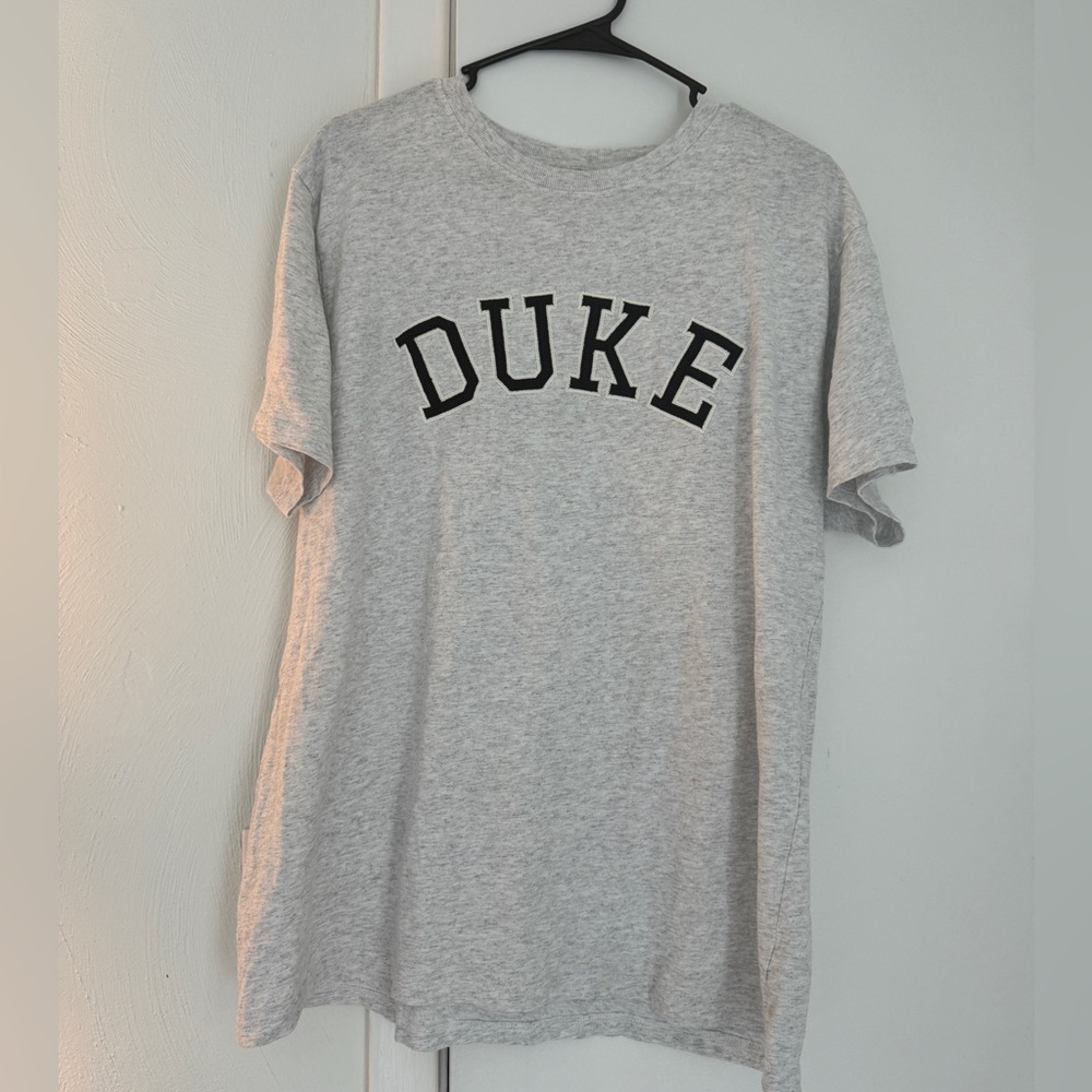 Duke University embroidered tshirt - size XL